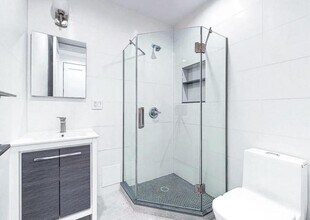 West 94th Street in New York, NY - Building Photo - Building Photo