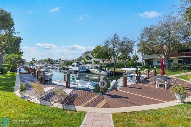 property at 2800 NE 14th Street Causeway