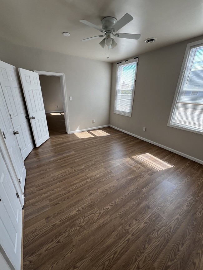2426 St Paul St in Baltimore, MD - Building Photo - Building Photo