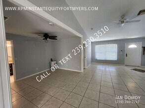 1306 SW 13th Terrace in Cape Coral, FL - Building Photo - Building Photo