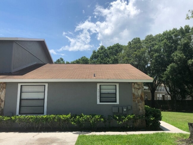property at 10101 Lake Oak Cir