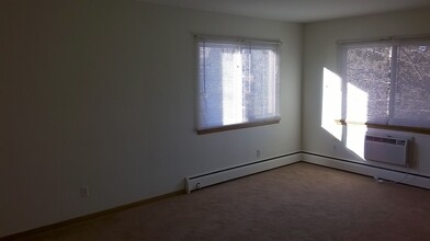 3609 Grand Ave S in Minneapolis, MN - Building Photo - Interior Photo