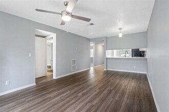 2301 E Sligh Ave in Tampa, FL - Building Photo - Building Photo