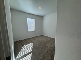 31138 Myers Hvn Ln in Hockley, TX - Building Photo