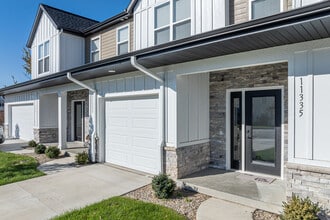 11295 Sessions Dr NW in Grand Rapids, MI - Building Photo - Building Photo