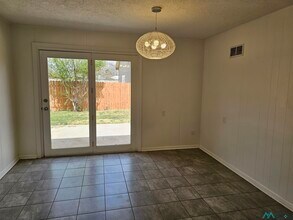 316 E 21st St in Clovis, NM - Building Photo - Building Photo
