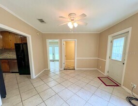 1033 NW 22nd Ave in Gainesville, FL - Building Photo - Building Photo