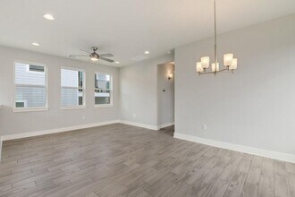 2017 Warely Ln in Austin, TX - Building Photo - Building Photo