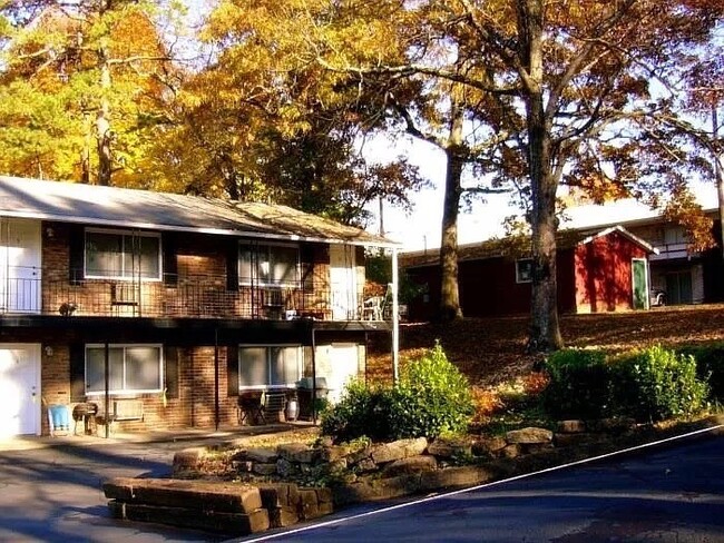 North Hills Apartments