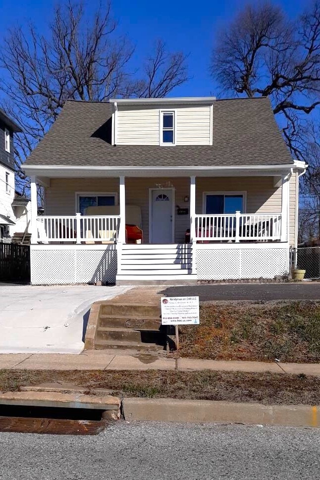 property at 3818 W Cold Spring Ln