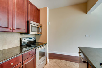 101 Eola Condominiums in Orlando, FL - Building Photo - Building Photo