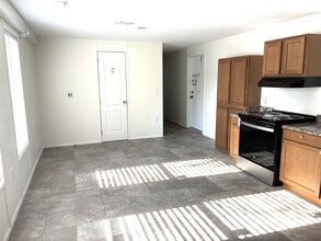 903 Salters St in Lake City, SC - Building Photo - Building Photo