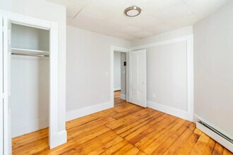 34 Falcon St, Unit 1 in Boston, MA - Building Photo - Building Photo