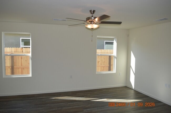 644 Marshall Ln in Merced, CA - Building Photo - Building Photo