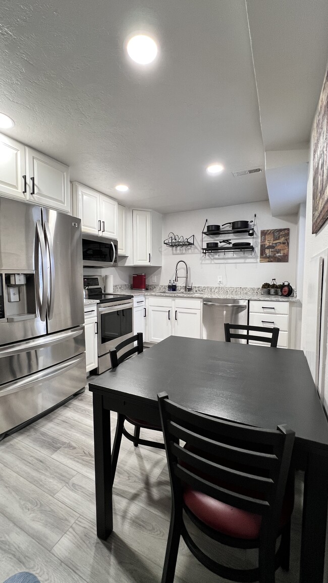 284 W 850 N St in American Fork, UT - Building Photo - Building Photo