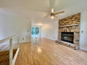 1755 Fountainbleu Dr in Worden, IL - Building Photo - Building Photo