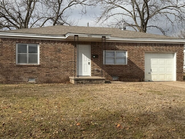 property at 1416 N Oklahoma Ave