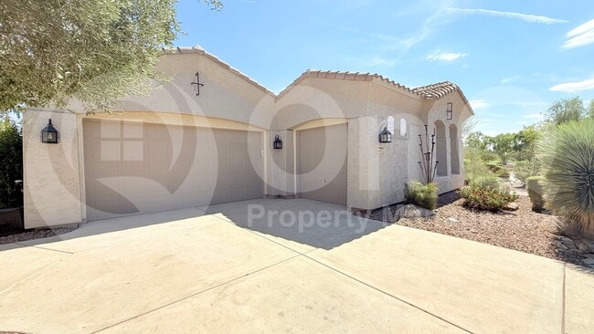 property at 4501 E Timberline Ct