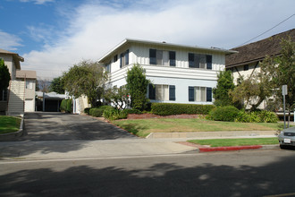 1211 E Lexington Dr in Glendale, CA - Building Photo - Building Photo