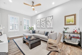 4465 Dalston Dr in Atlanta, GA - Building Photo - Building Photo