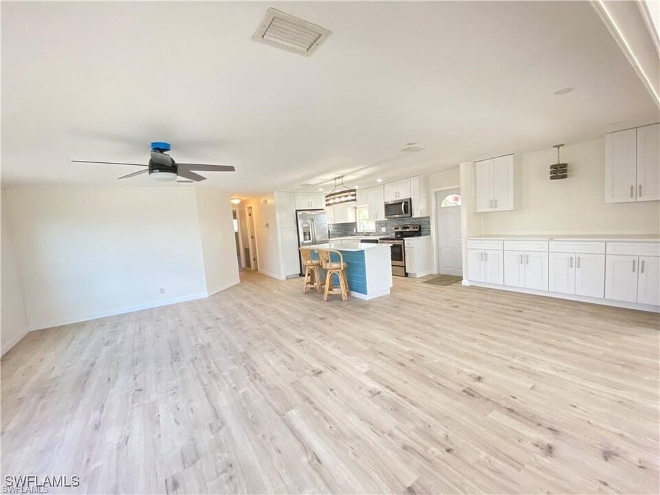 14565 Paul Revere Loop in North Fort Myers, FL - Building Photo