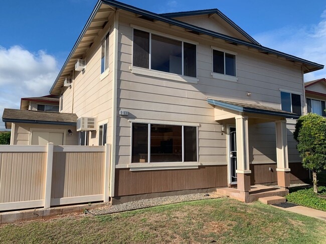 property at 911030-1030 Manaolana St