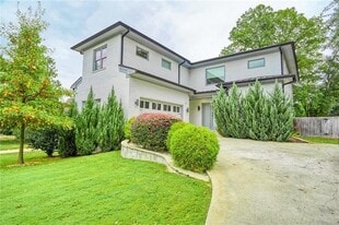 2975 Osborne Rd NE in Atlanta, GA - Building Photo