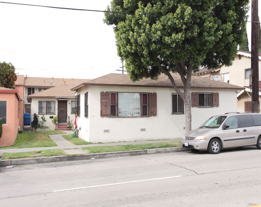 6301 State St in Huntington Park, CA - Building Photo