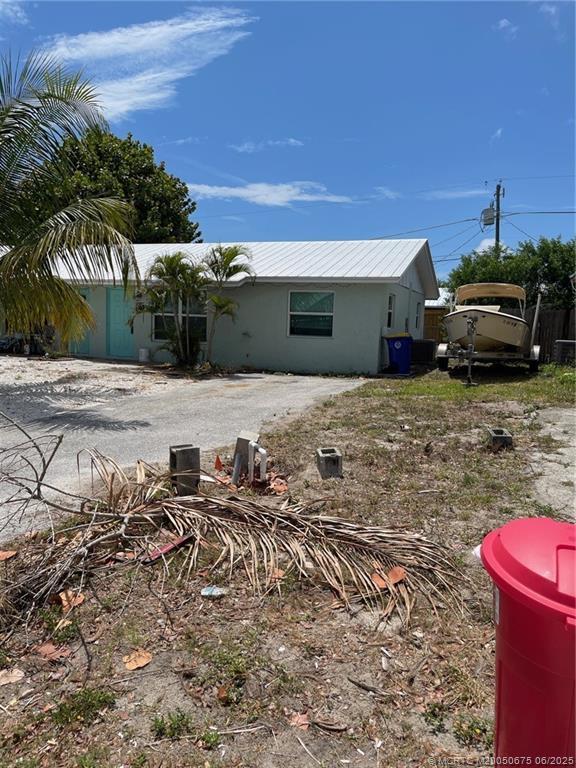 8352 SE Sunset St in Hobe Sound, FL - Building Photo - Building Photo