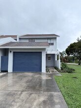 1635 Woodbridge Lakes Cir in West Palm Beach, FL - Building Photo - Building Photo