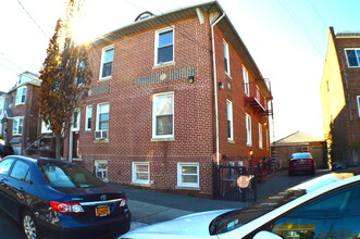 1727 Fowler Ave in Bronx, NY - Foto de edificio - Building Photo