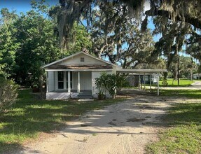 1318 Neely Dr in Leesburg, FL - Building Photo - Building Photo