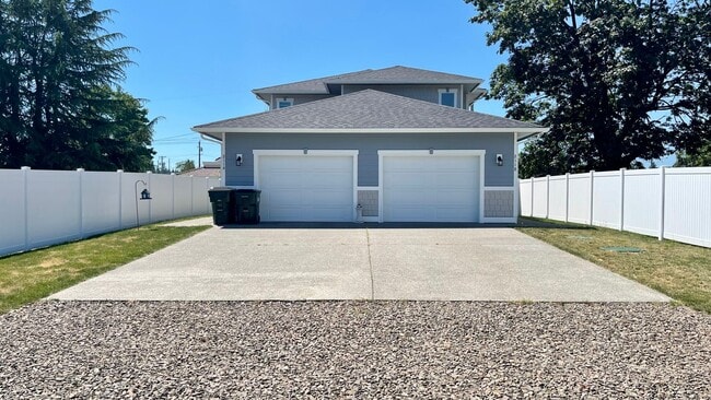 property at 211 Jefferson Ave NW