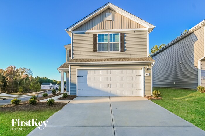 8405 Deerwood Rd in Charlotte, NC - Building Photo