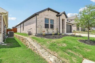 2214 Dunbar Dr in Sherman, TX - Building Photo - Building Photo