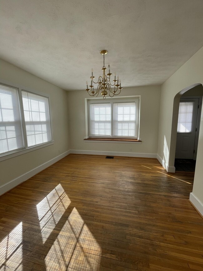 825 Bedford Hwy in Lynch Station, VA - Building Photo - Building Photo