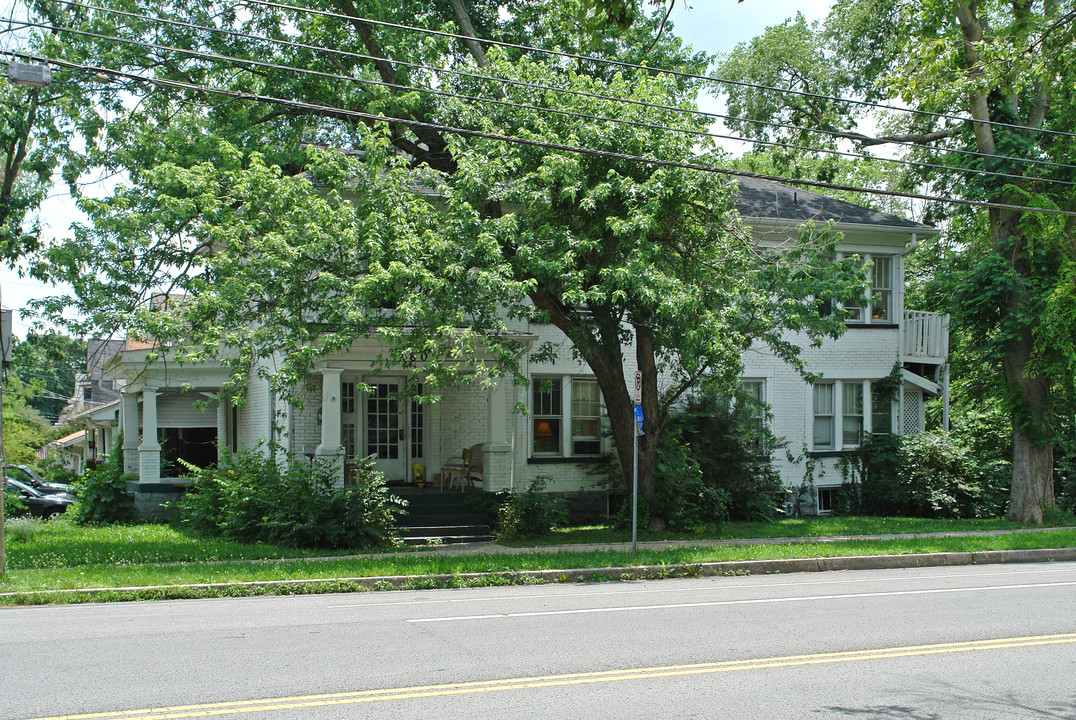 2800 Belmont Blvd in Nashville, TN - Foto de edificio