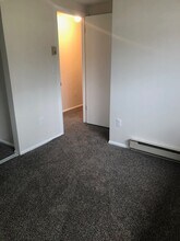 303 Accola Dr in Bozeman, MT - Foto de edificio - Building Photo