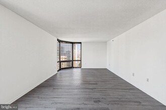 2020 Walnut St in Philadelphia, PA - Building Photo - Building Photo