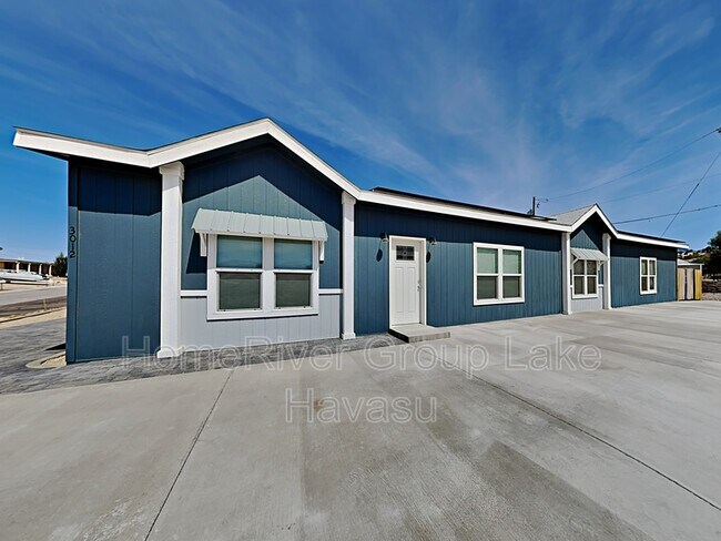 3012 Diane Dr in Lake Havasu City, AZ - Building Photo - Building Photo