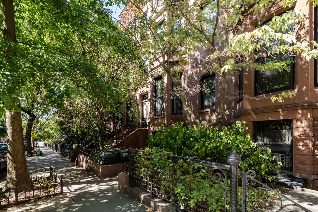 845 President St in Brooklyn, NY - Building Photo