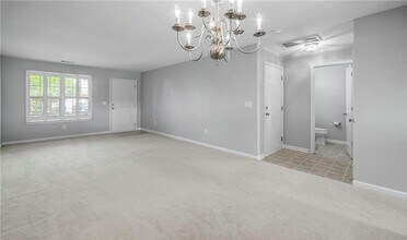230 Opus Ct in Pooler, GA - Foto de edificio - Building Photo