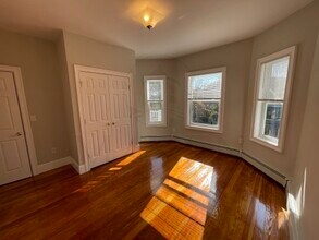 459 Medford St in Somerville, MA - Building Photo - Building Photo