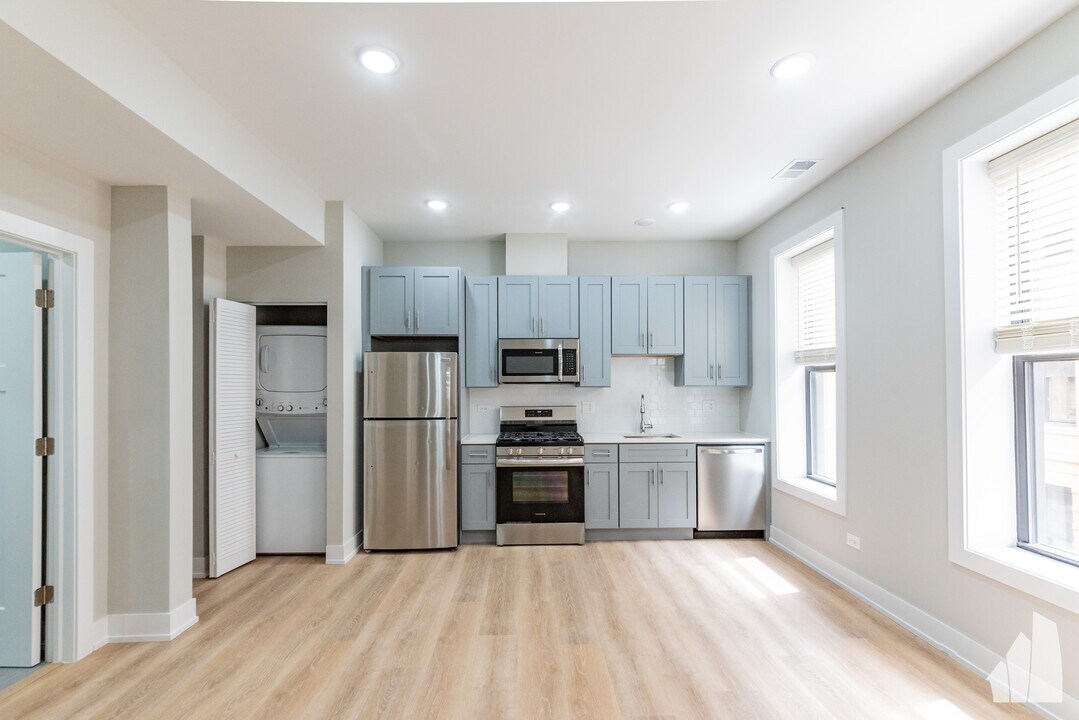 442 W Belden Ave, Unit 2 in Chicago, IL - Foto de edificio