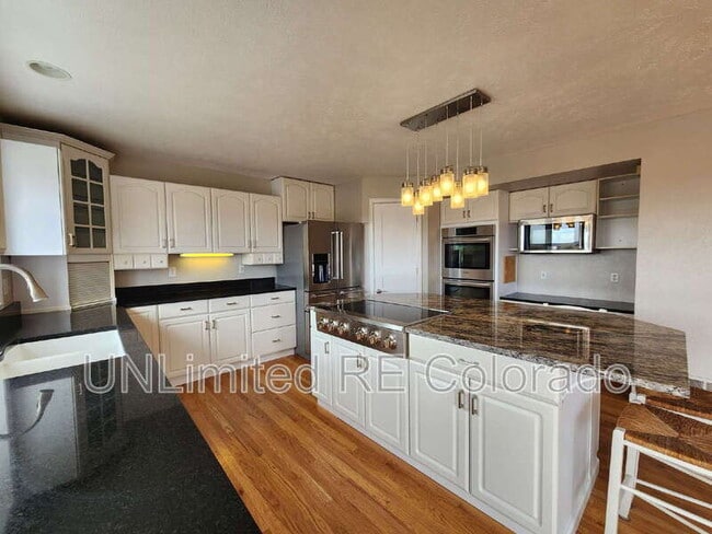 property at 5989 Eldridge Ct