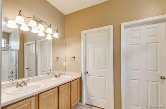 19306 E 58th Cir in Aurora, CO - Building Photo - Building Photo