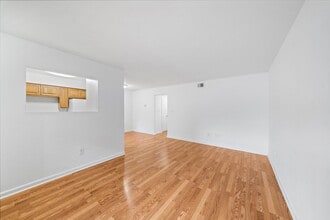 100 Market St in Galveston, TX - Building Photo - Building Photo