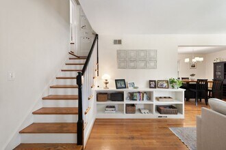3812 47th St NW in Washington, DC - Building Photo - Building Photo
