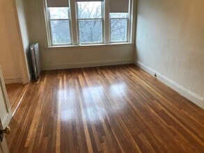 65 Park Dr, Unit Park Dr #4 in Boston, MA - Building Photo - Building Photo