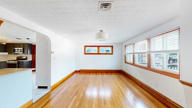 61 Montmorenci Ave in Boston, MA - Building Photo - Building Photo
